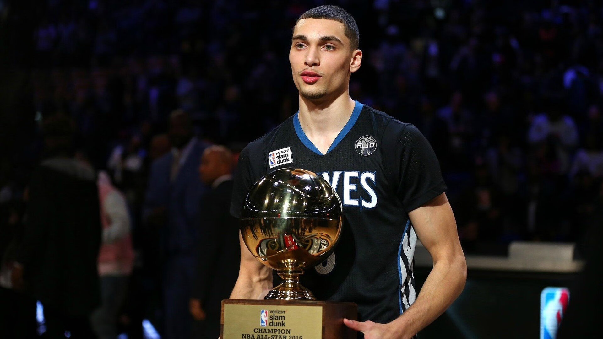 范奥特尔戴克征战决赛全程紧咬对手，范戴克集锦视频